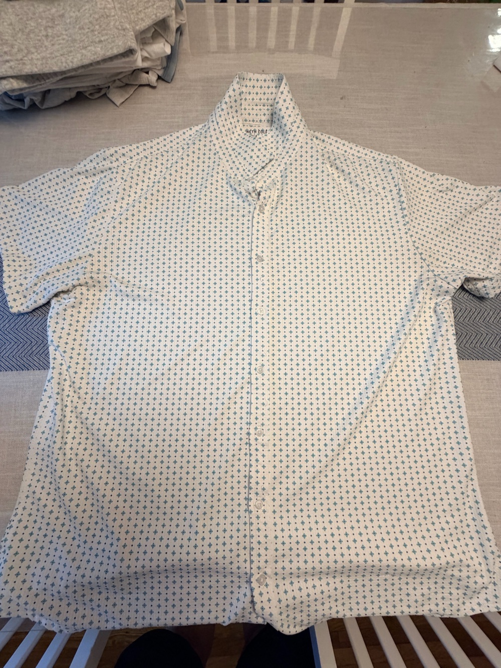 Kenneth Cole White Button-Down Shirt with Teal Microprint